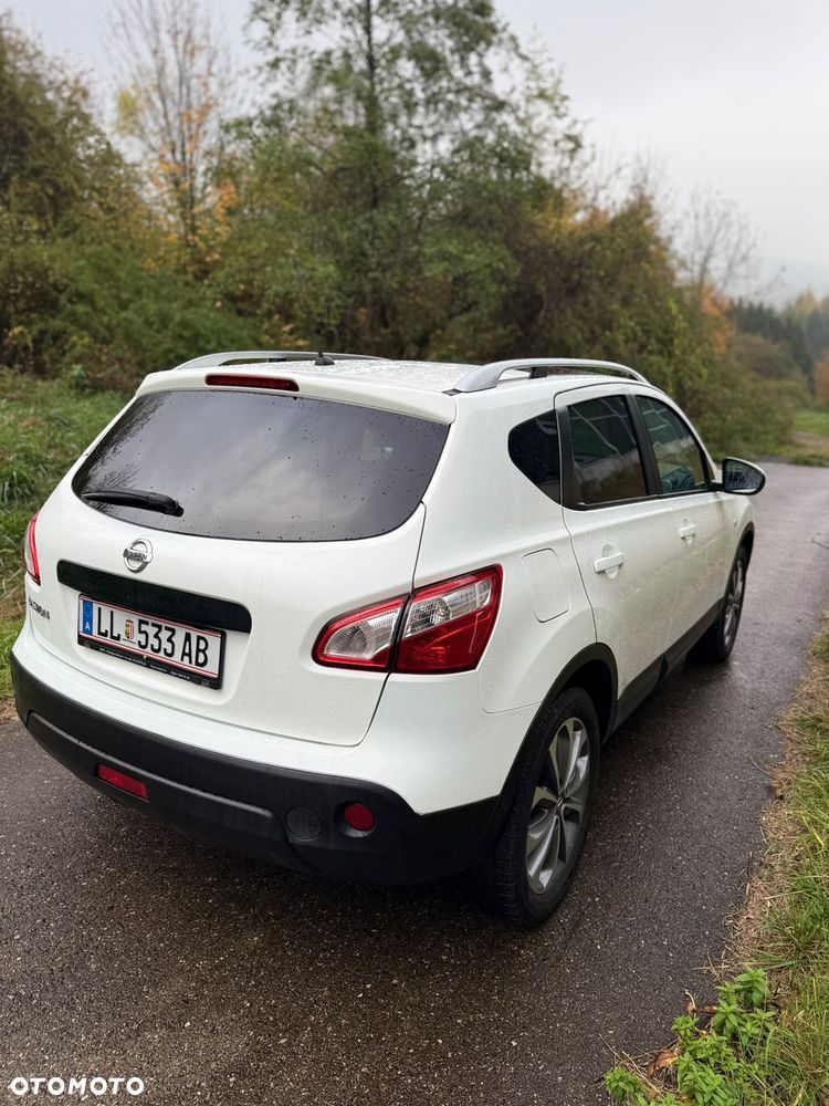 Nissan Qashqai - 2