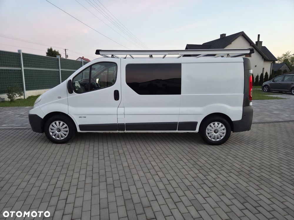 Renault TRAFIC LONG CLIMATRONIC TEMPOMAT ORYGINAŁ ZADBANY FULL OPCJA DOPOSAŻONY - 5