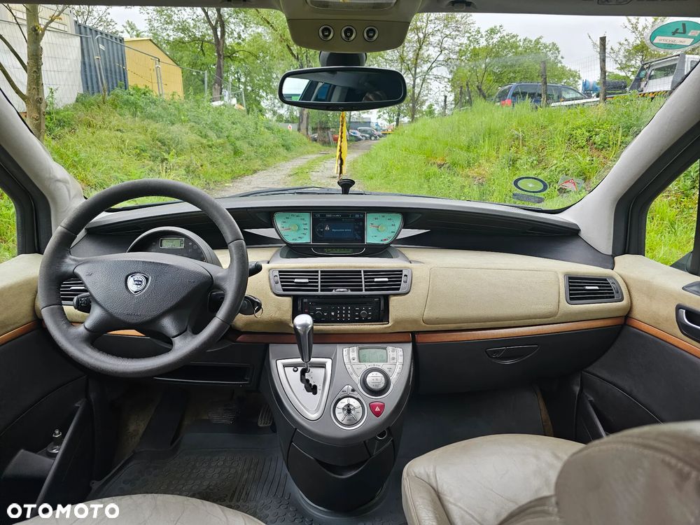 Lancia Phedra 3.0 24V Emblema - 5