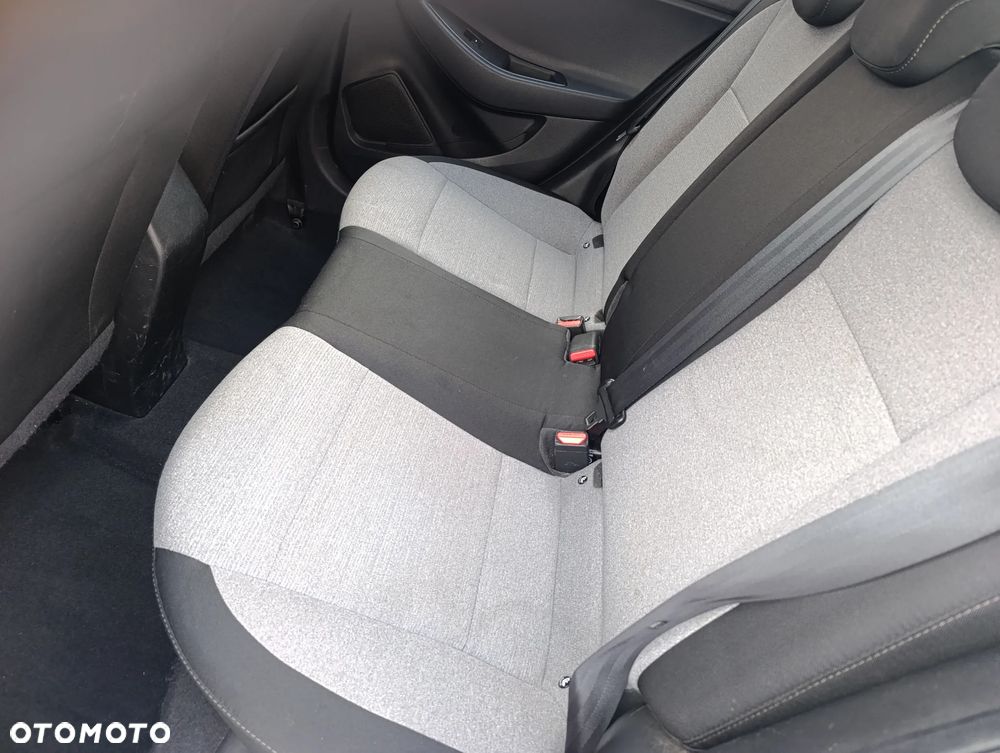 Hyundai i20 1.4 Comfort - 12