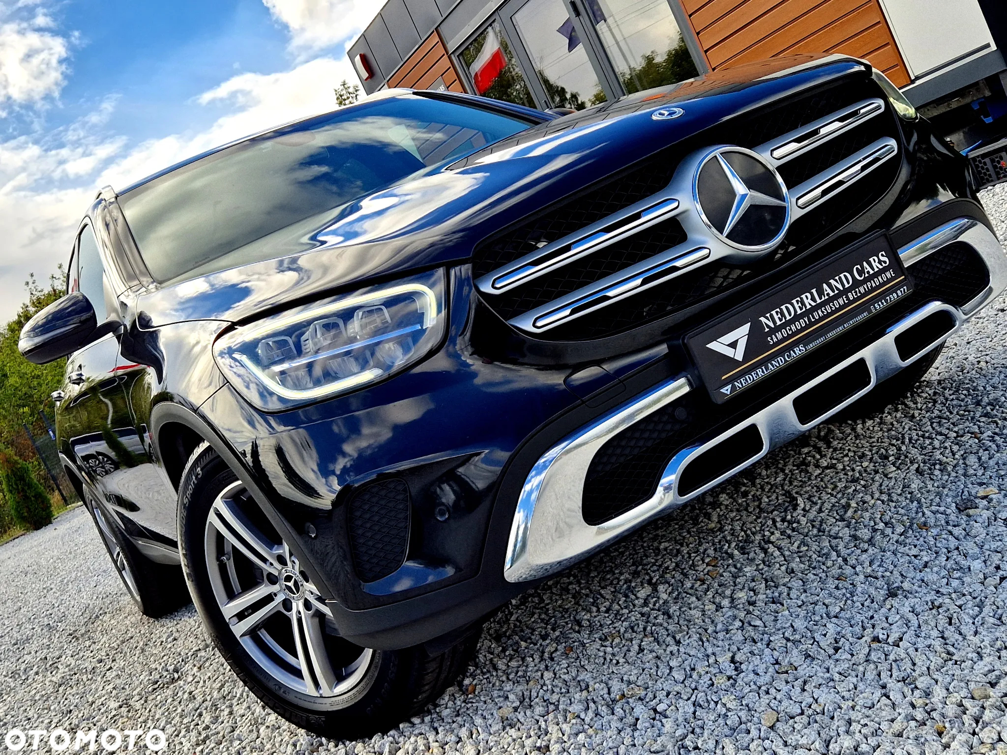 Mercedes-Benz GLC - 36