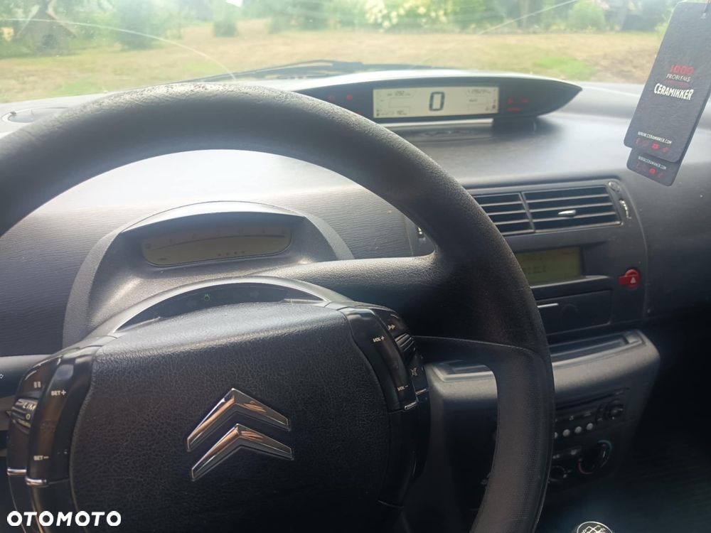 Citroën C4 1.6 HDi X - 6