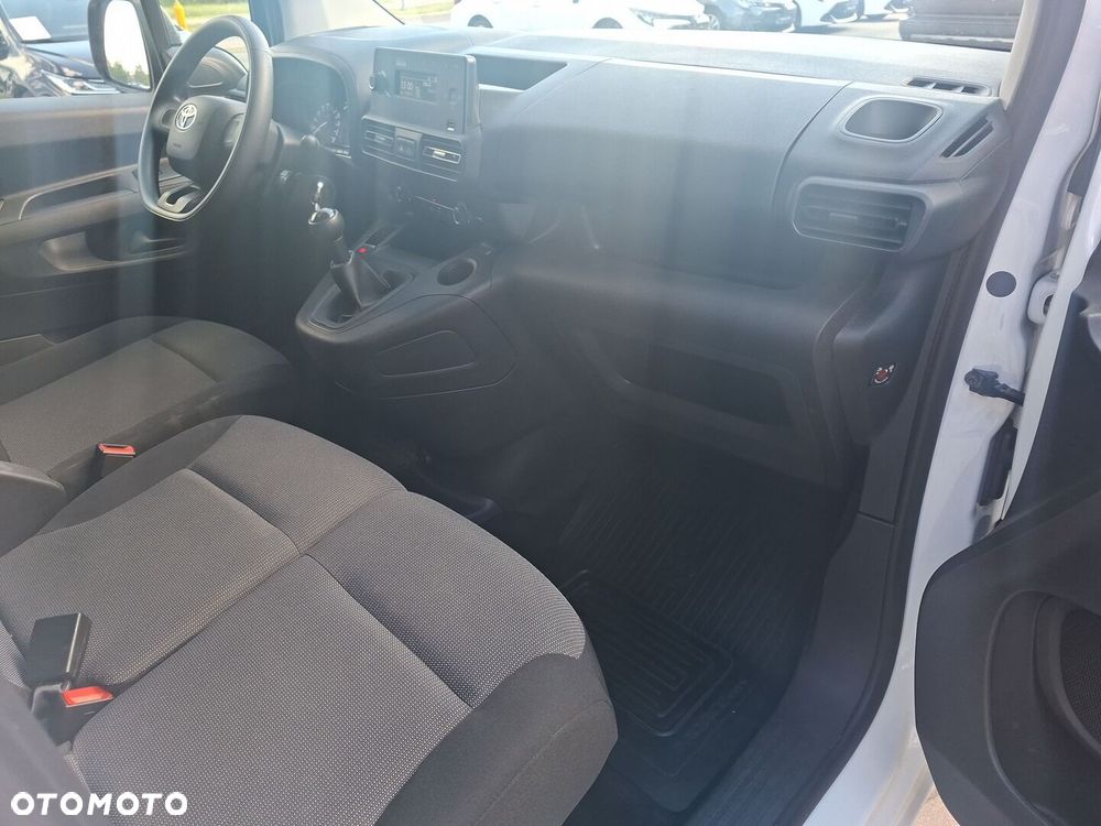 Toyota PROACE CITY - 9
