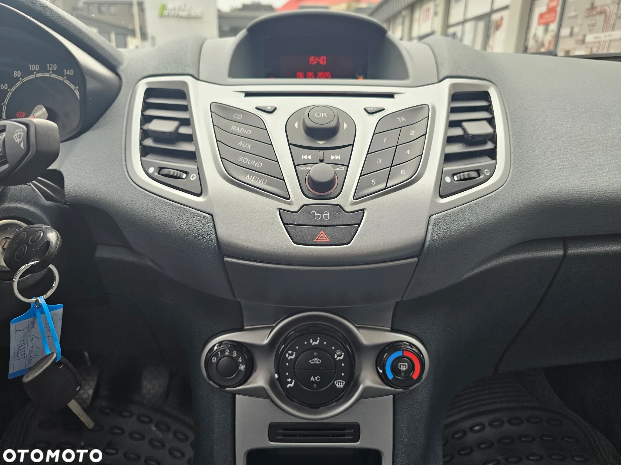 Ford Fiesta 1.25 Ambiente - 19