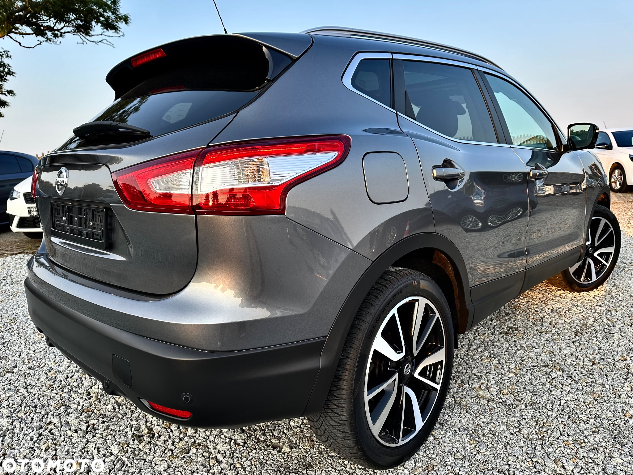 Nissan Qashqai 1.5 dCi Tekna EU6 - 3
