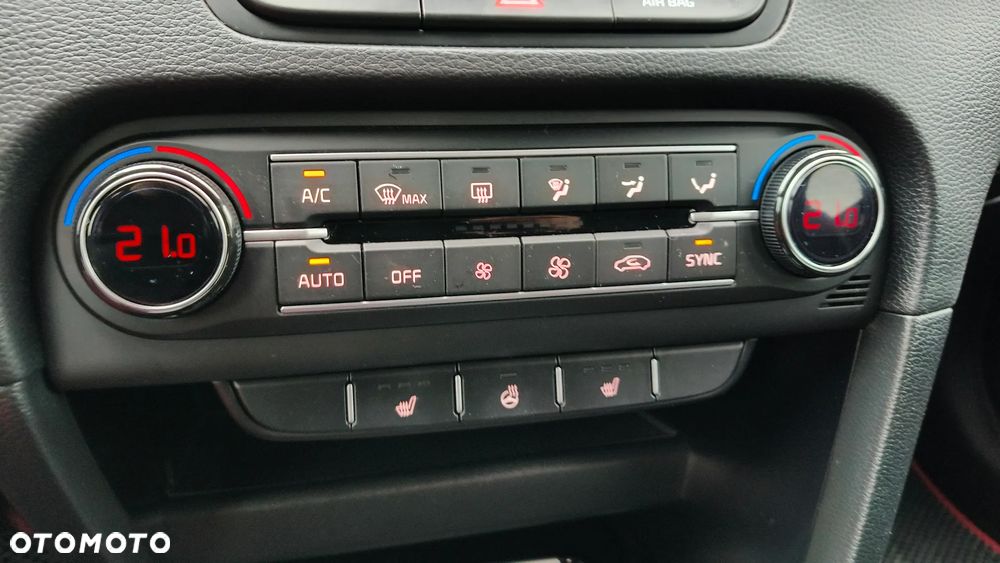 Kia Ceed 1.5 T-GDI Tribute DCT - 10