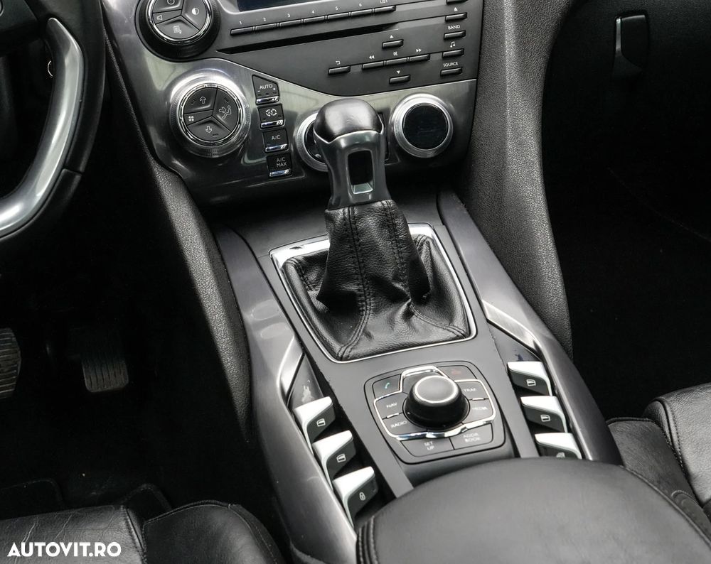 Citroën DS5 2.0 HDI BVM6 Sport Chic - 19