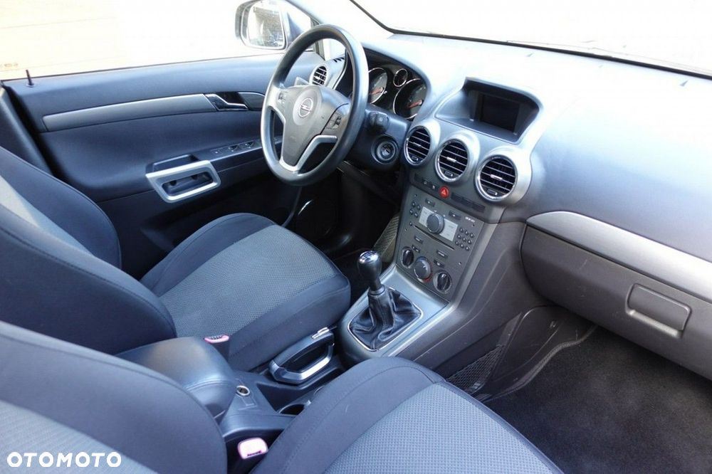Opel Antara - 13
