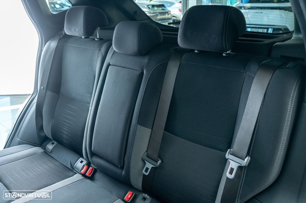 Nissan Qashqai 1.5 dCi N-Connecta - 7