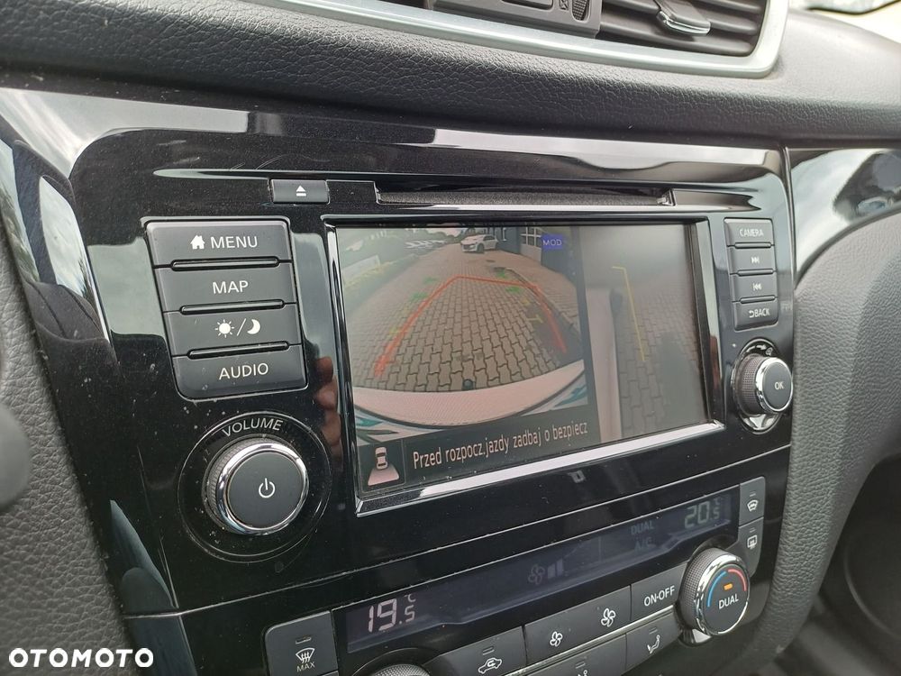 Nissan Qashqai 1.3 DIG-T N-Connecta DCT - 15