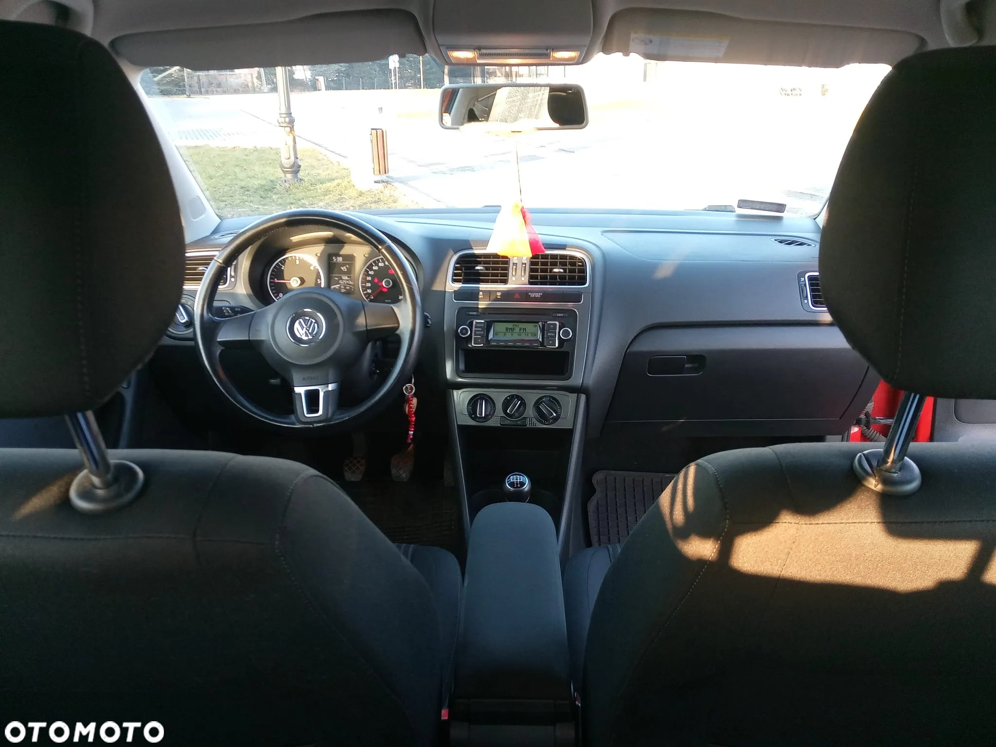 Volkswagen Polo - 7