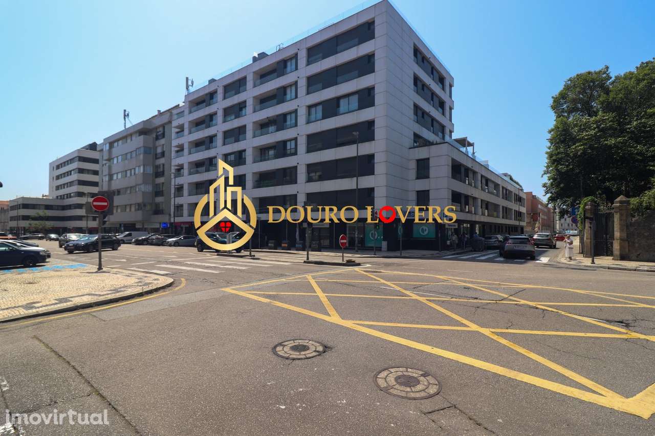 Penthouse T4 na Avenida da Boavista - Grande imagem: 3/35