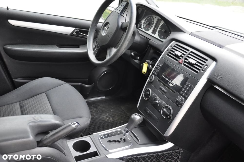 Mercedes-Benz Klasa B 180 CDI Autotronic - 8