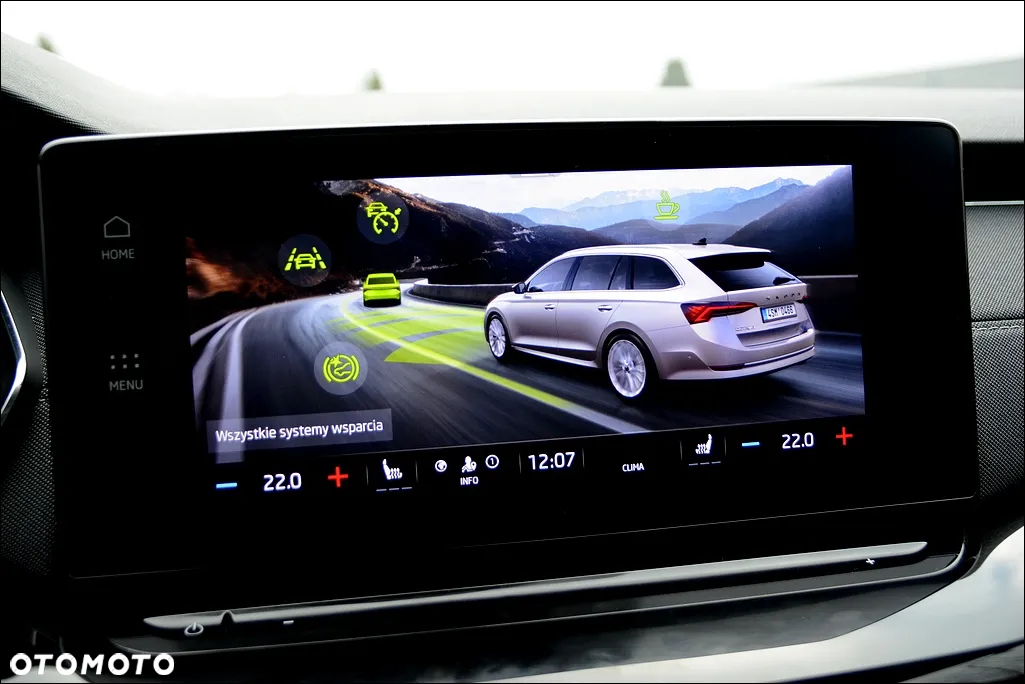 Skoda Octavia Combi 2.0 TDI DSG Ultimate - 34