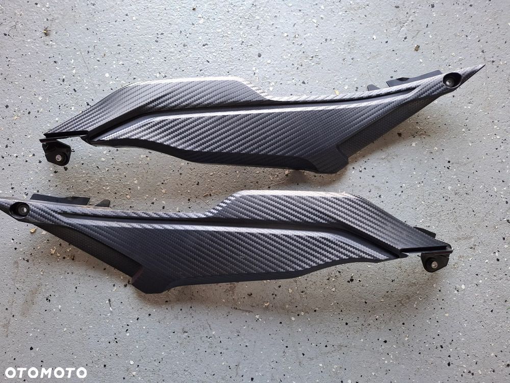 Yamaha MT09 Tracer wypełnienie boczek panel