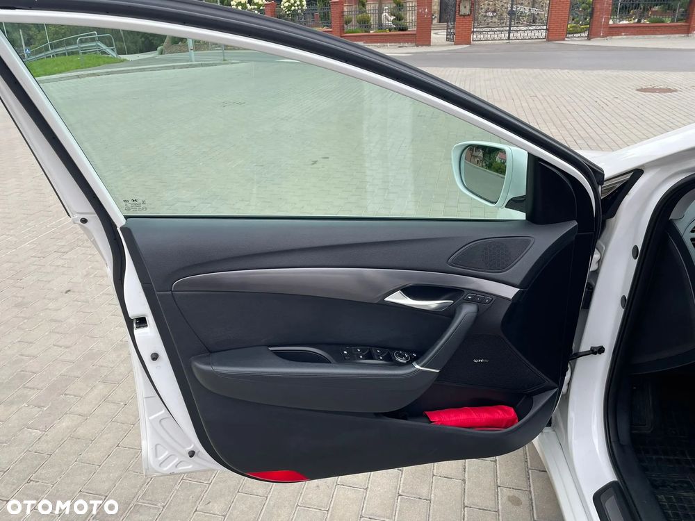 Hyundai i40 2.0 GDI Premium - 17