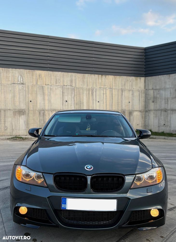 BMW Seria 3 318d - 23