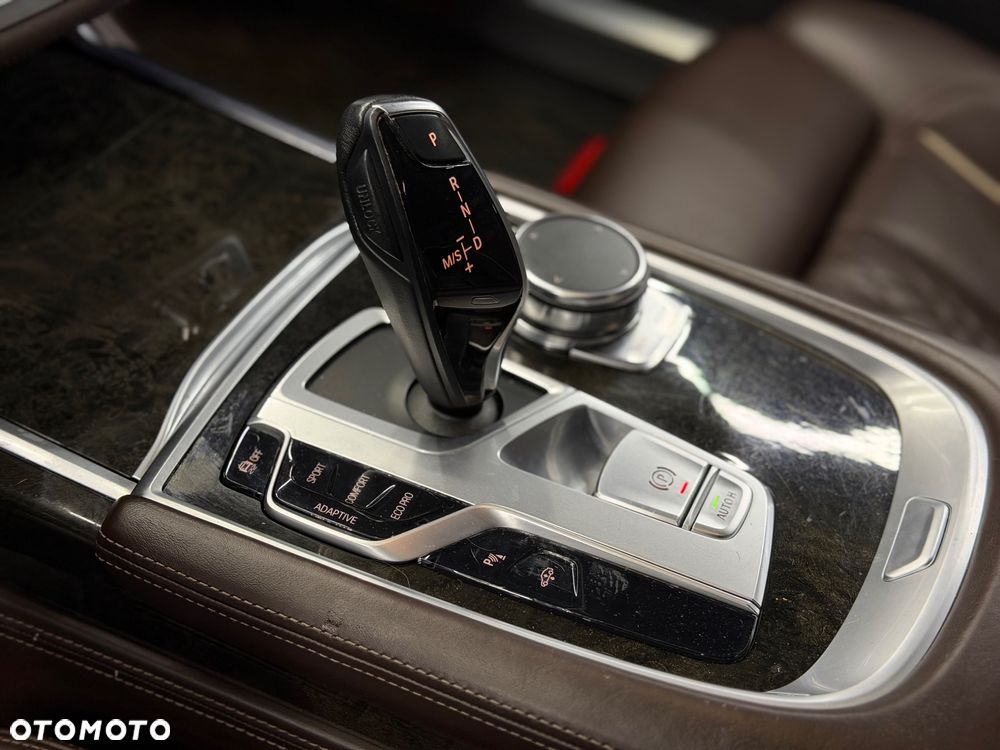 BMW Seria 7 730d xDrive - 15