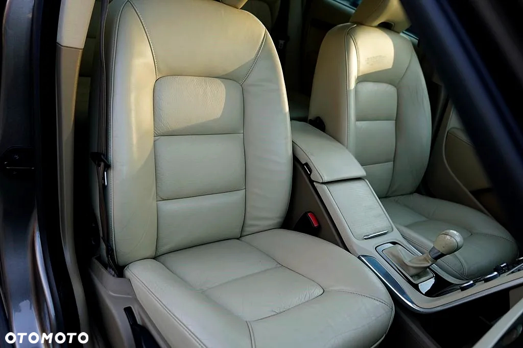 Volvo V70 1.6D DRIVe - 22
