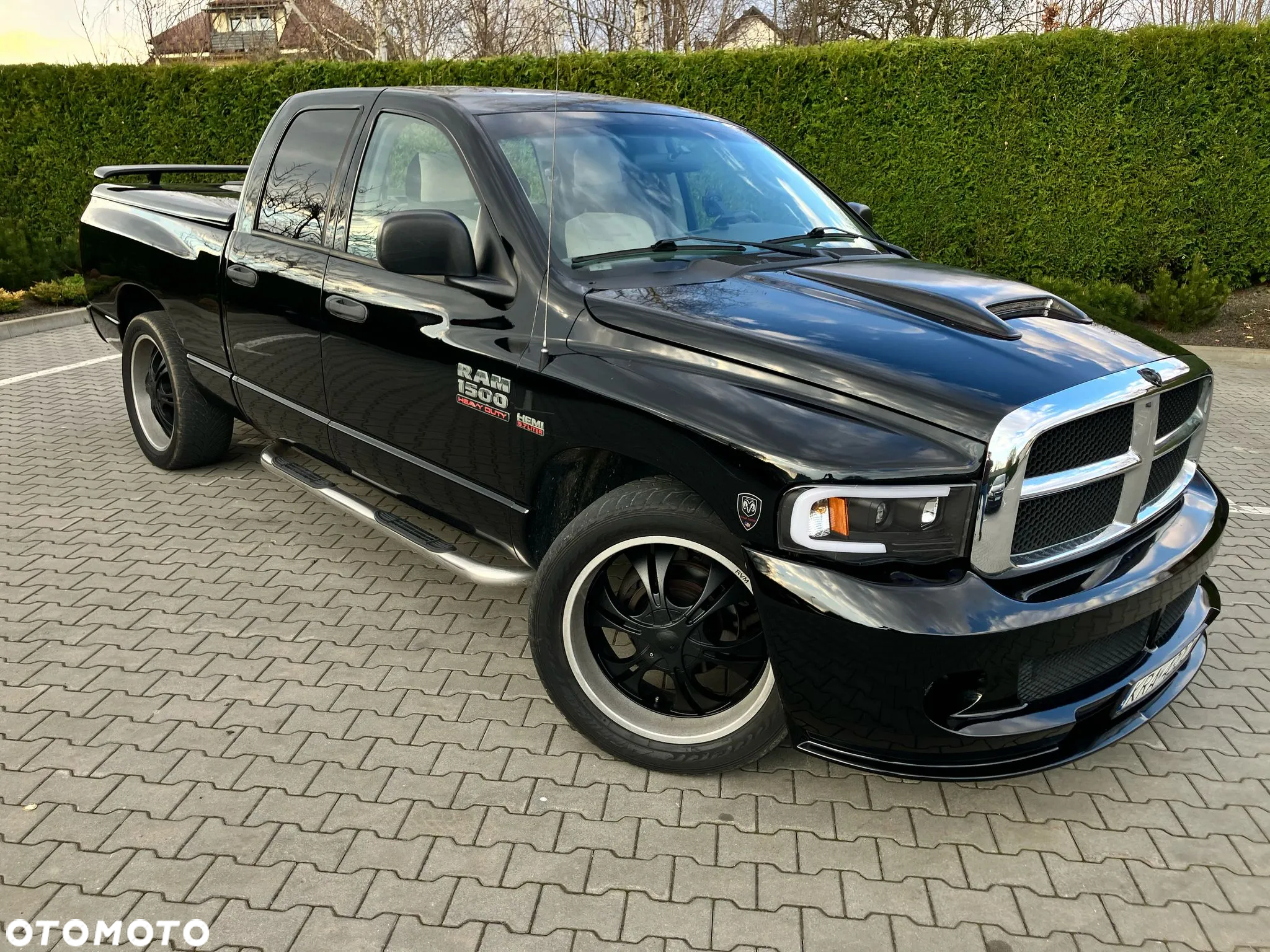Dodge RAM - 2