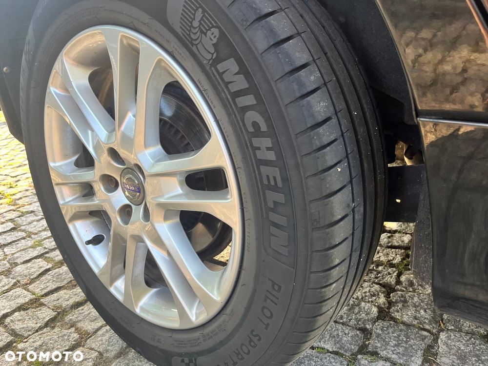Volvo XC 60 D5 AWD Summum - 6