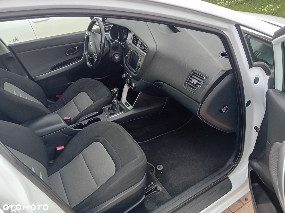 Kia Ceed 1.6 CRDi L - 6