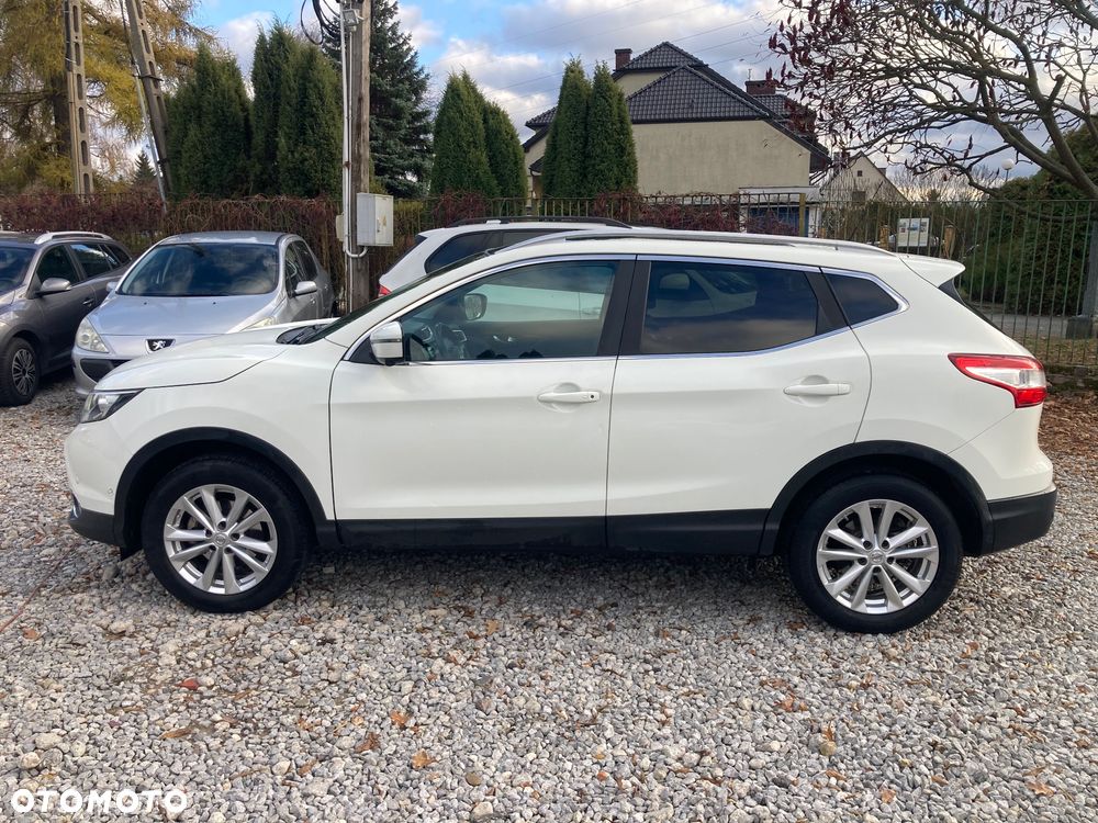 Nissan Qashqai 1.5 dCi Tekna - 4