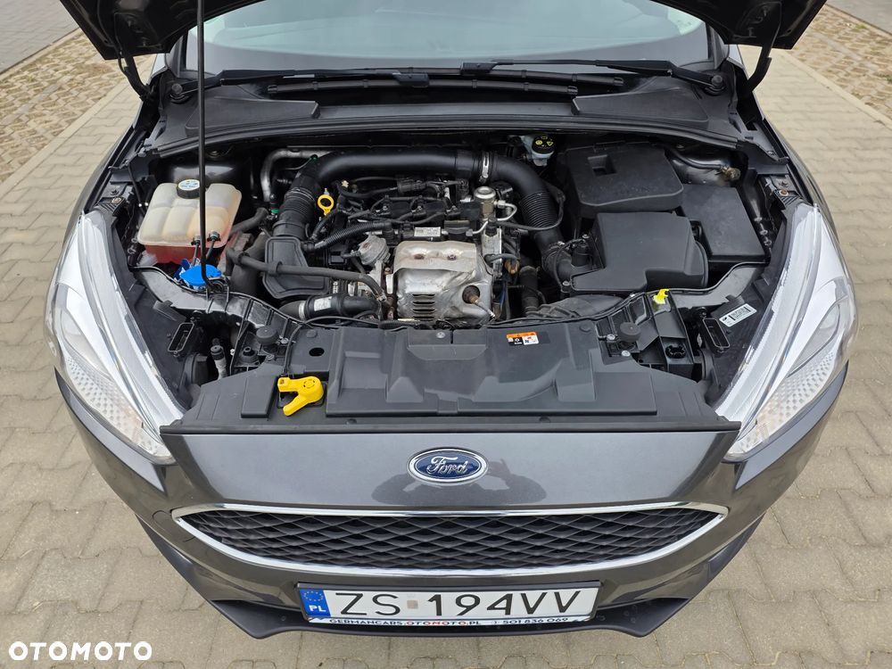 Ford Focus 1.0 EcoBoost Trend - 19