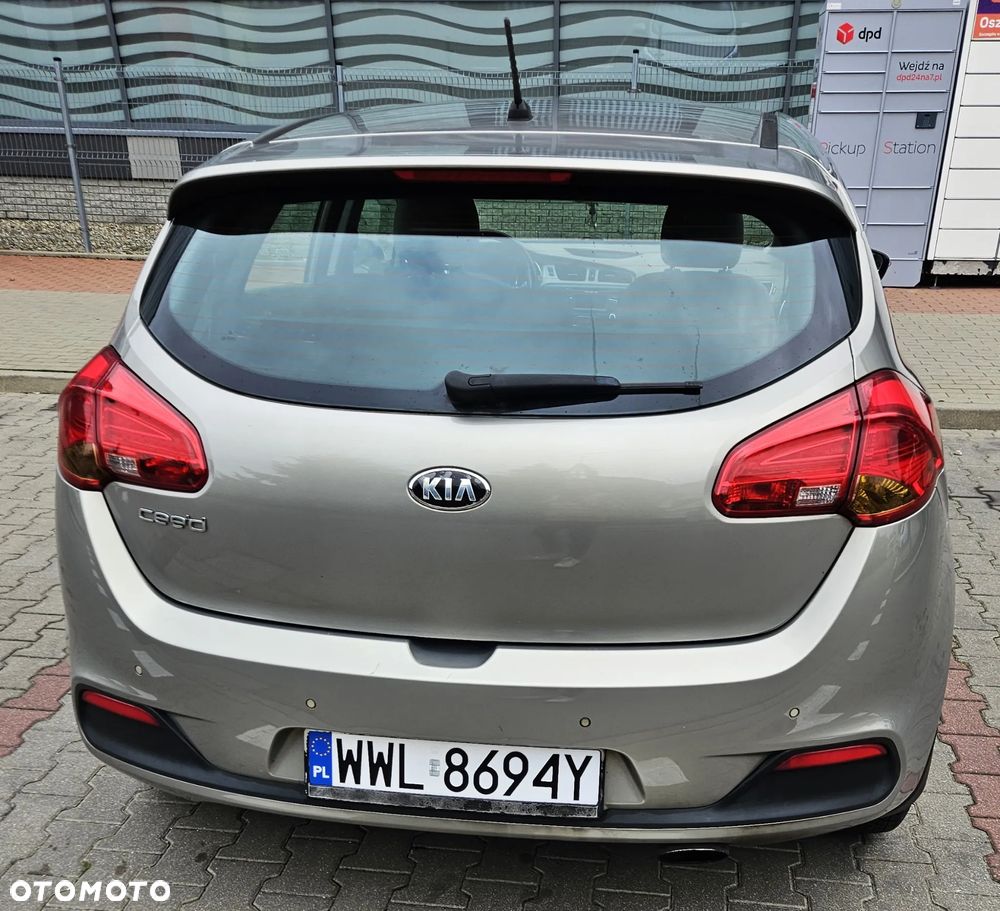 Kia Ceed 1.6 GDI L DCT - 8