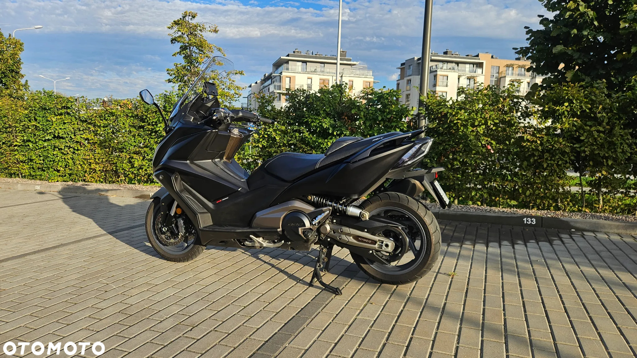 Kymco AK 550 - 9