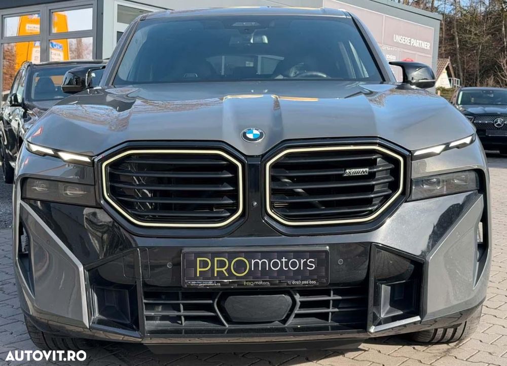 BMW XM 50e - 2