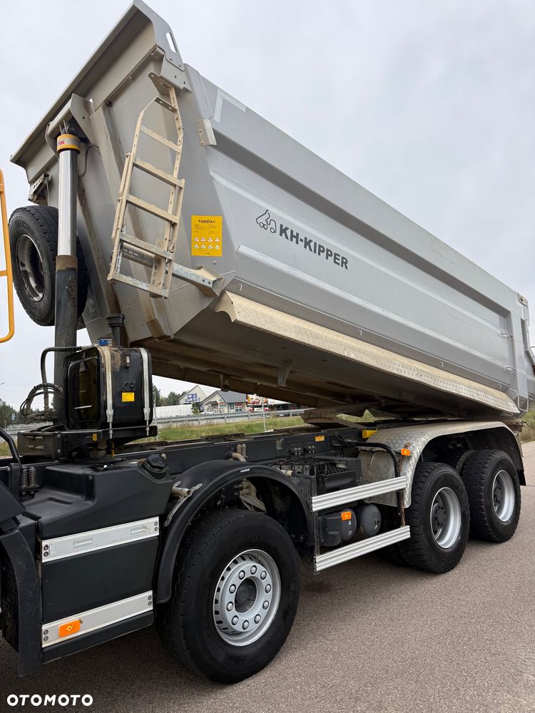 Volvo Fmx - 19
