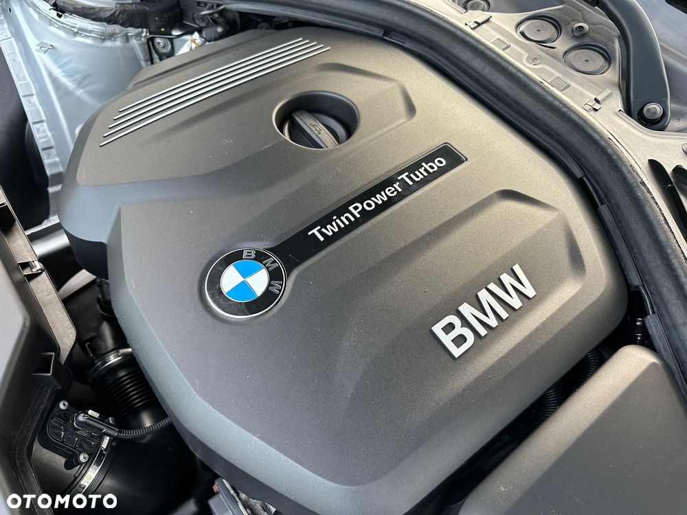 BMW Seria 3 318i Advantage - 13