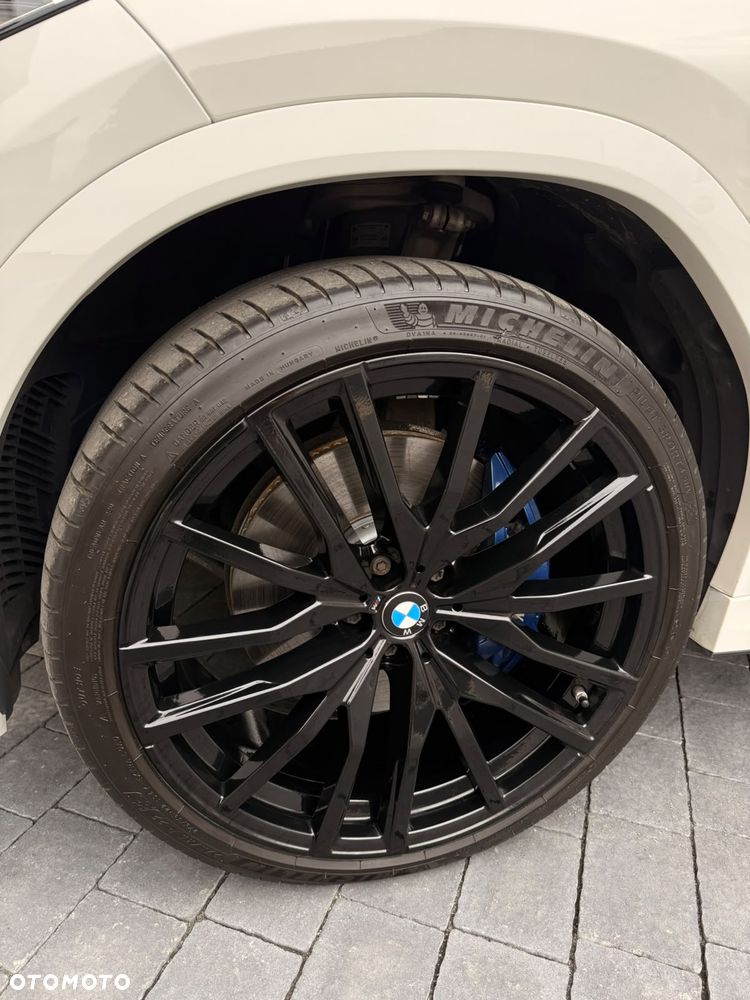 BMW X6 xDrive30d mHEV - 12