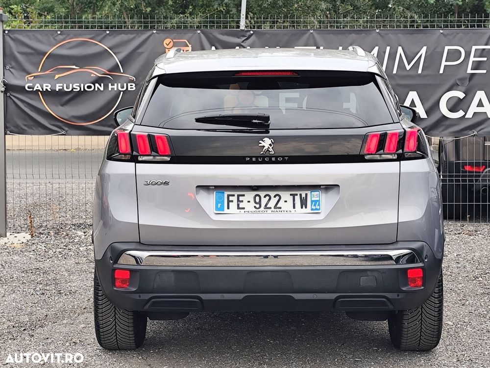 Peugeot 3008 1.2 PureTech 130 EAT8 Allure Pack - 11