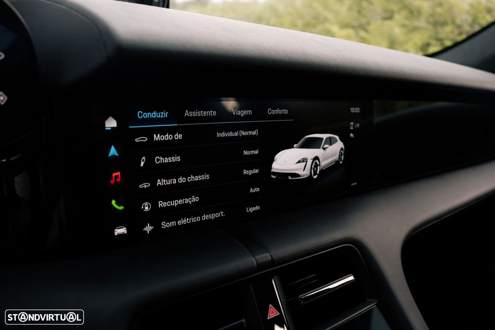 Porsche Taycan Sport Turismo - 52