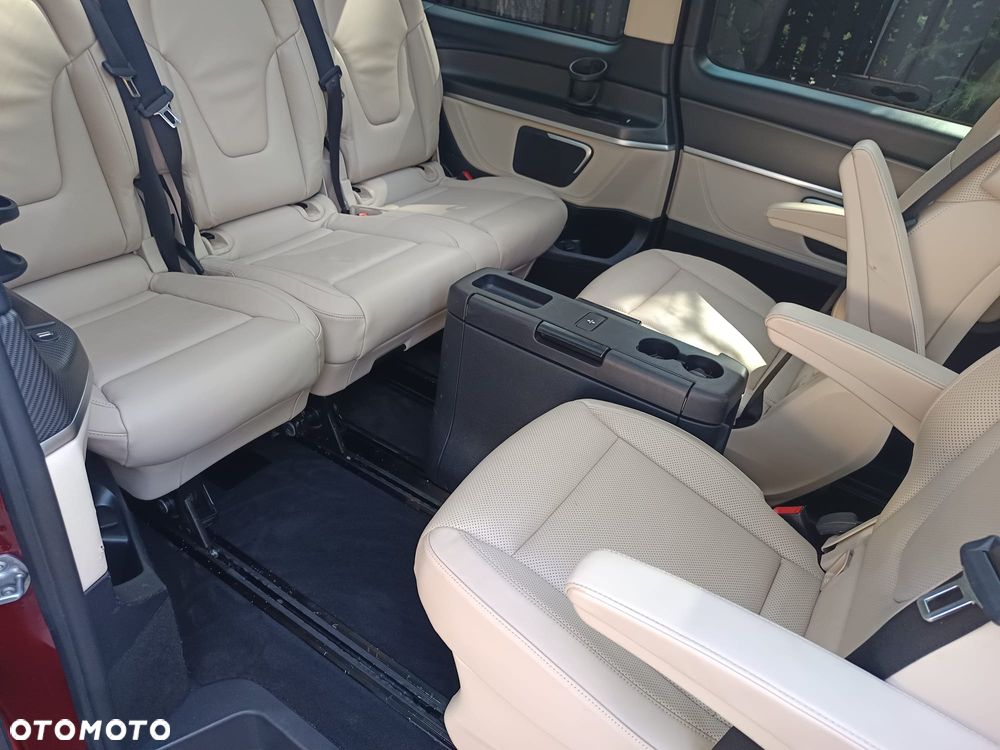 Mercedes-Benz Klasa V 300 d 4-Matic Exclusive 9G-Tronic (d³ugi) - 6