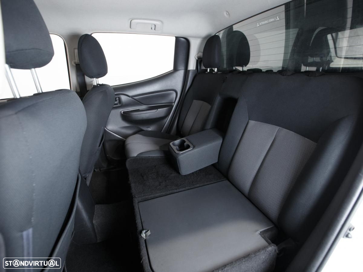 Mitsubishi L200 - 9