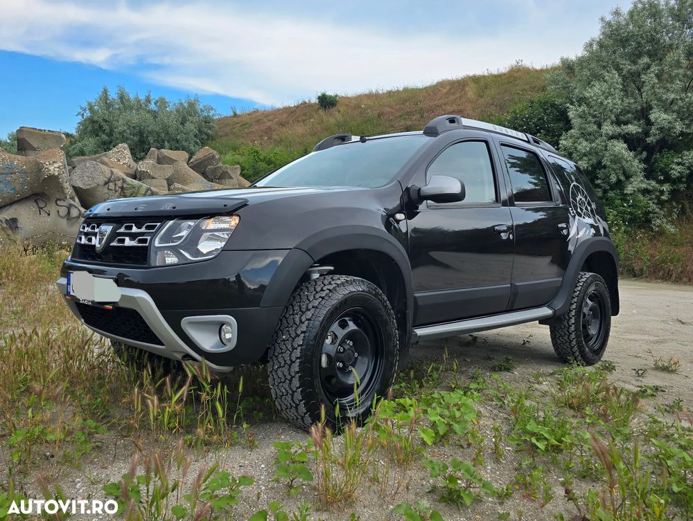 Dacia Duster 1.5 dCi 4x4 Laureate - 1