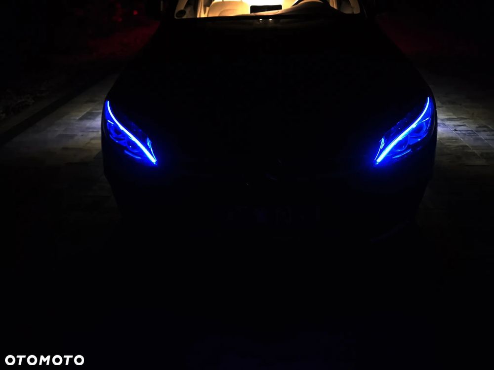 Mercedes-Benz Klasa C 220 (BlueTEC) d T 7G-TRONIC AMG Line - 34