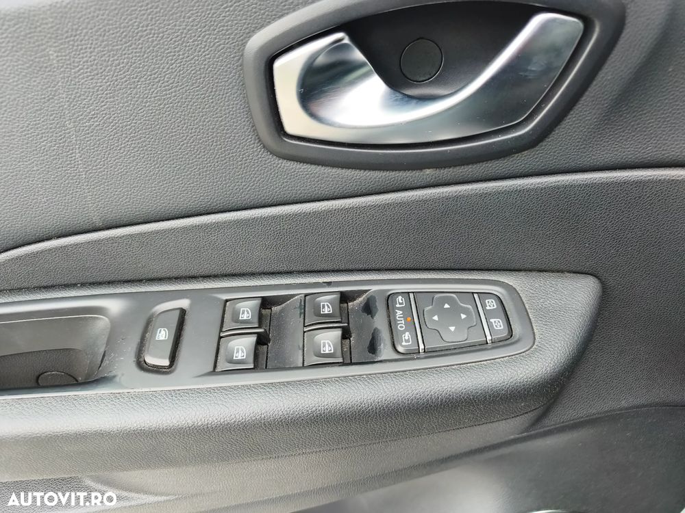 Renault Captur - 13