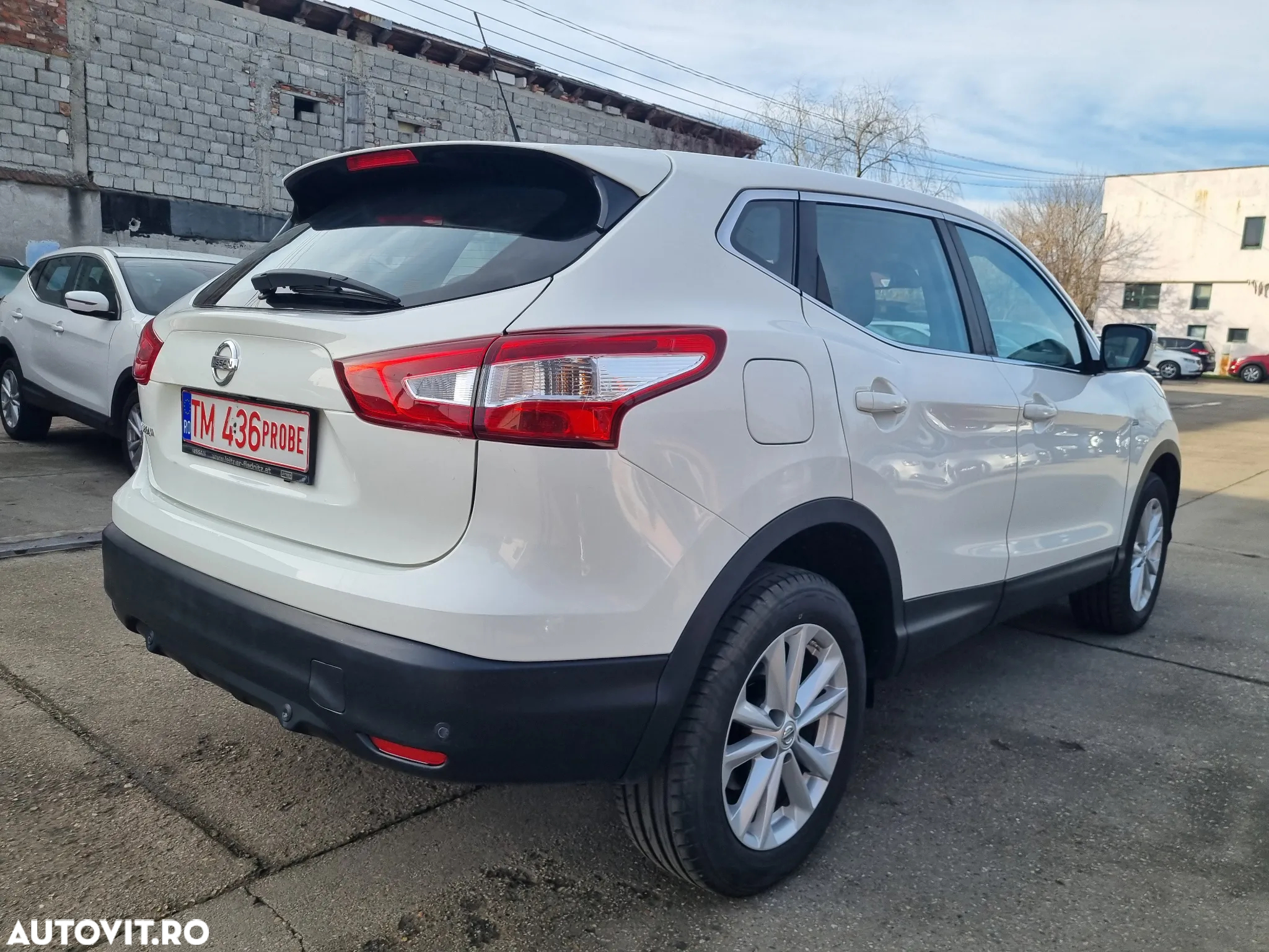 Nissan Qashqai 1.6 DCI ALL-MODE 4x4i TEKNA - 4