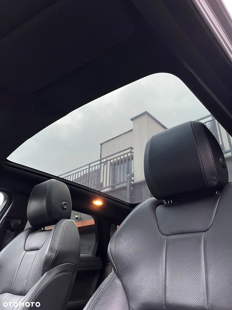 Land Rover Range Rover Evoque 2.0 D180 mHEV R-Dynamic SE - 23