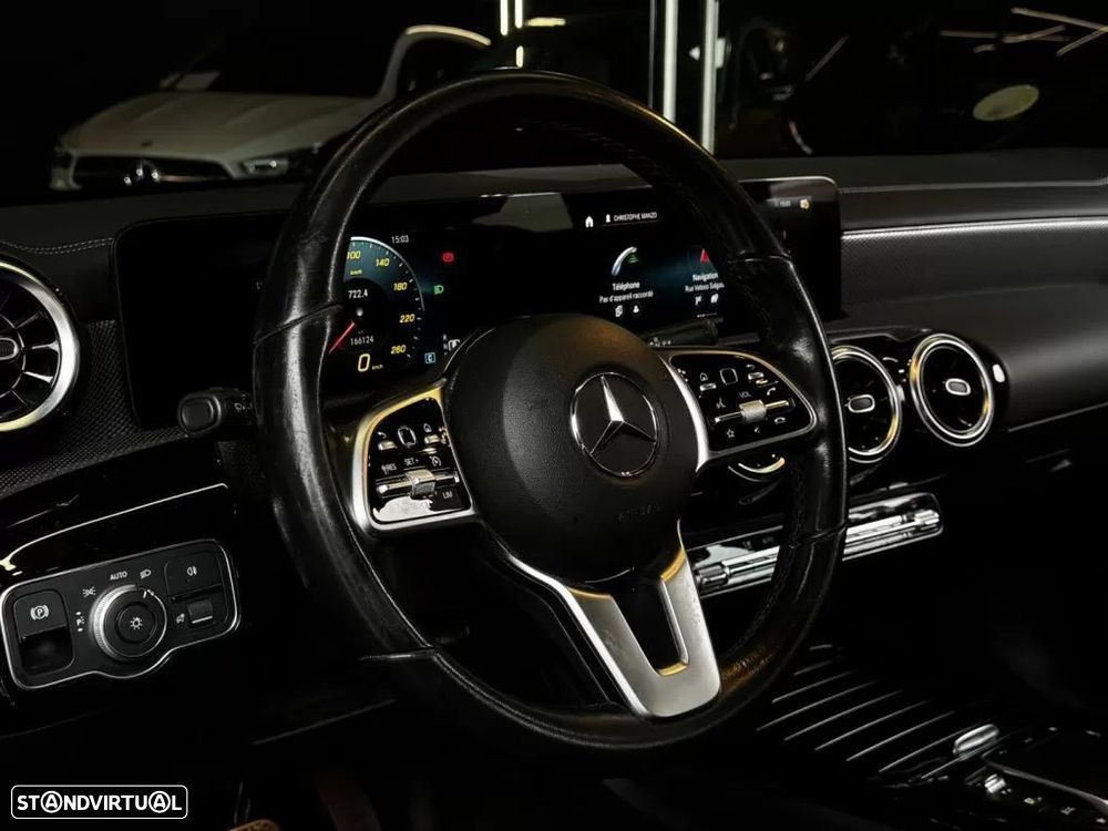 Mercedes-Benz CLA 180 - 21