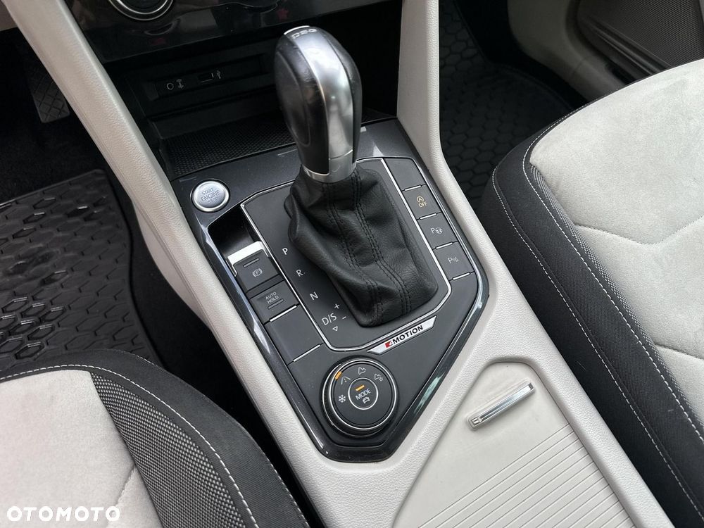 Volkswagen Tiguan - 14