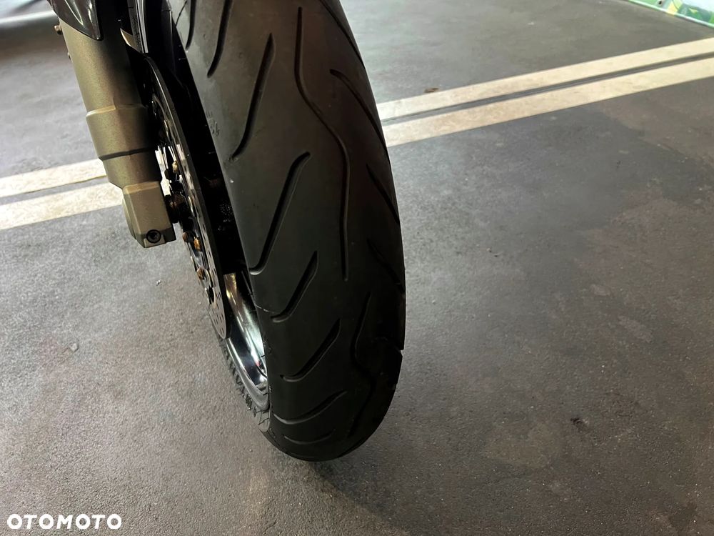 Yamaha FZS - 20