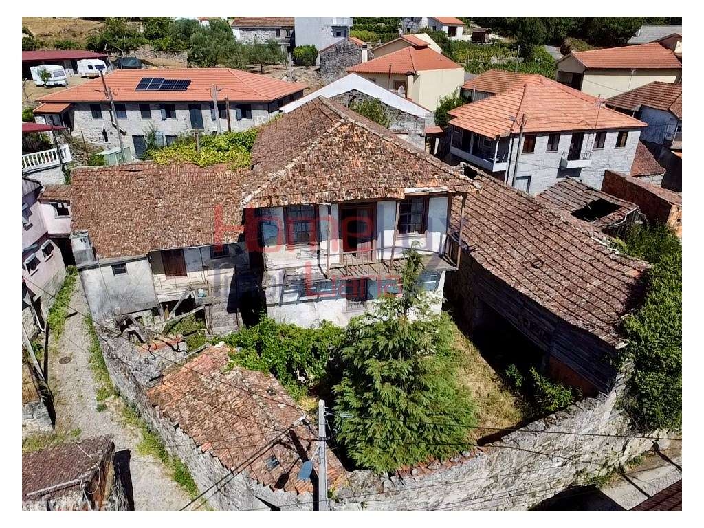 Moradia para venda em Fareja, Castro Daire - Grande imagem: 4/48