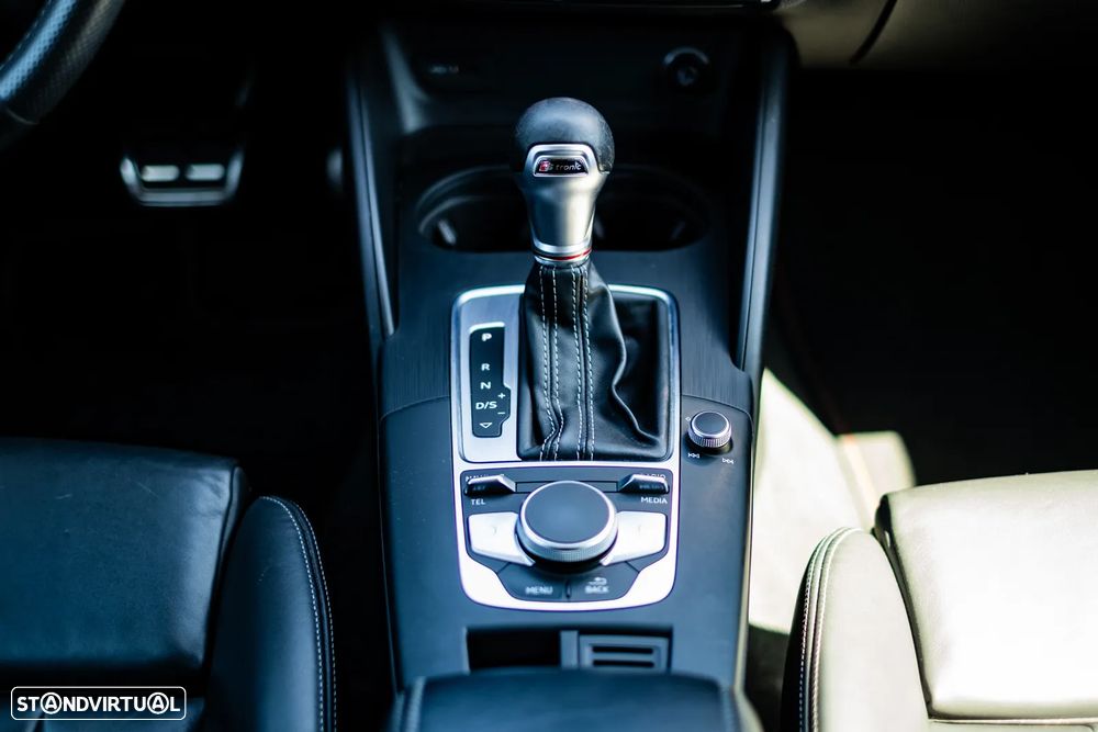 Audi S3 Sportback 2.0 TFSi quattro S tronic - 26