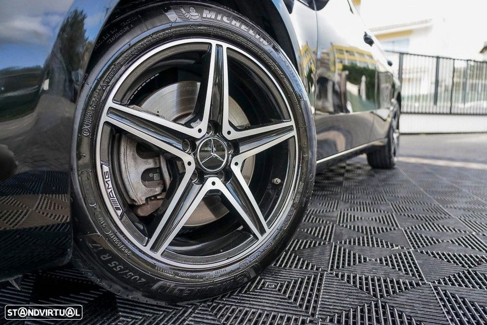 Mercedes-Benz A 250 Limousine e Progressive - 31