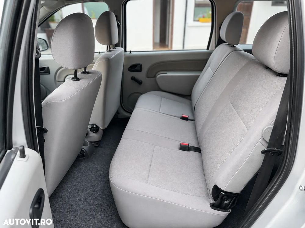 Dacia Logan MCV K90 1.6 Ambiance - 4